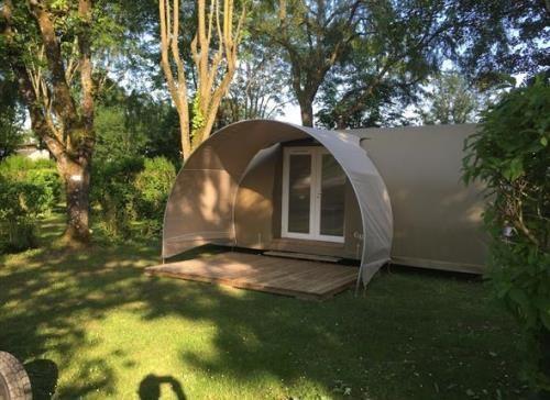 Camping Au Bois Dormant Hotel Chauffour-sur-Vell Kültér fotó