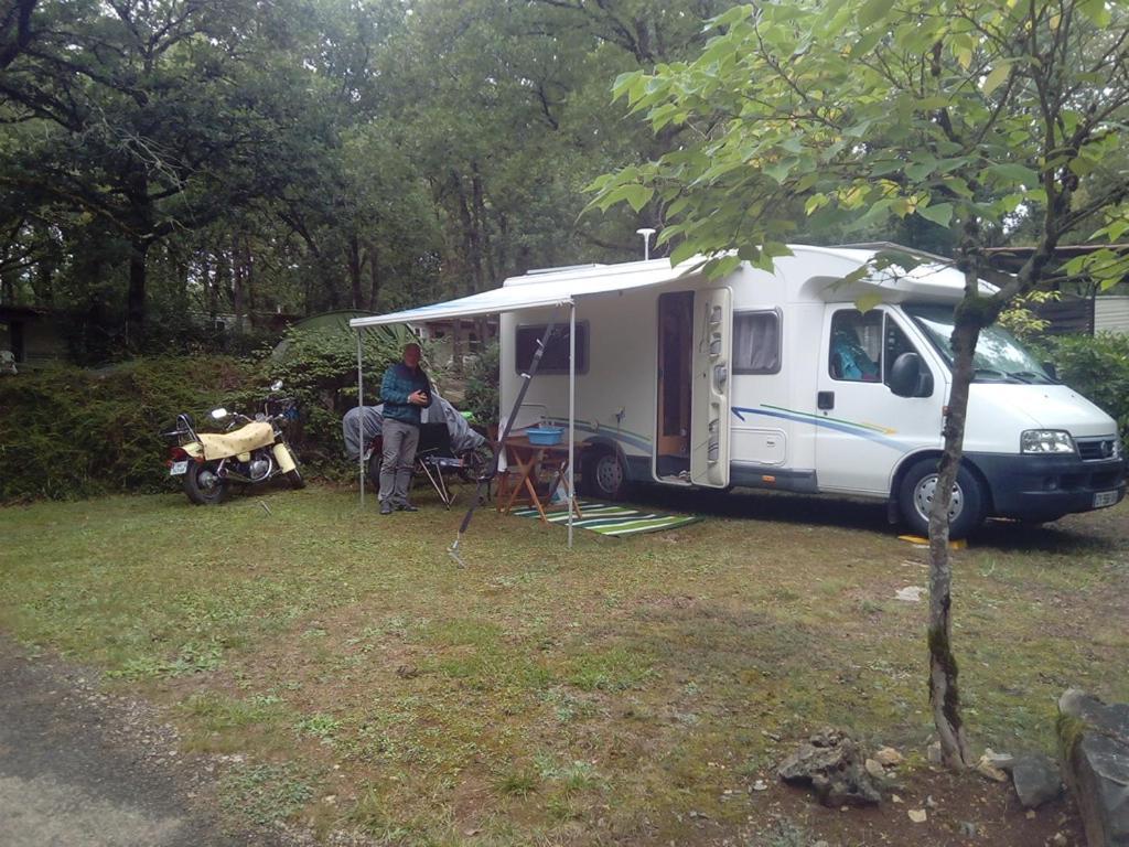 Camping Au Bois Dormant Hotel Chauffour-sur-Vell Kültér fotó